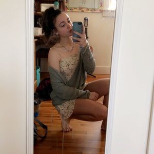 Meet your Posher, Hannah